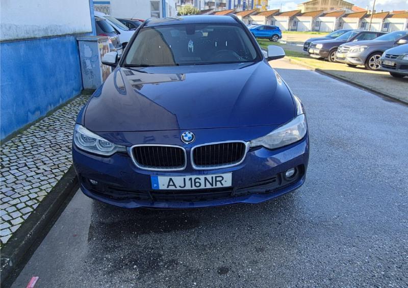 Fotografia de direito: *VIATURA BMW A GASÓLEO*
