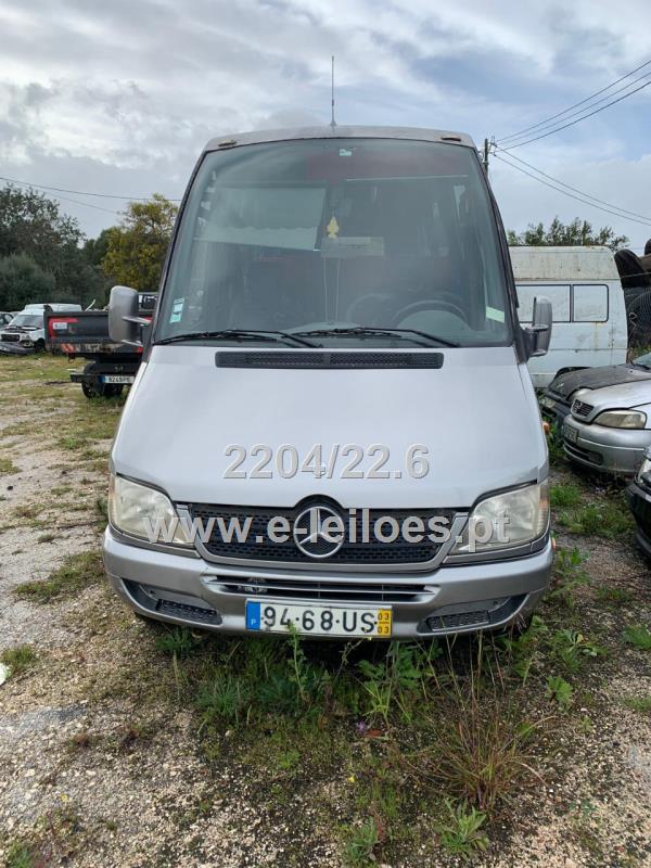 Veículo Mercedes-Benz- Mini Bus