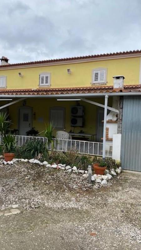 Fotografia de imóvel: Lote composto por moradia e terreno em Sardoal