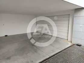 Fotografia 3 de 48: Apartamento T2 c/ garagem fechada (box) junto à Praia da Gra