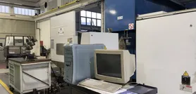Fotografia 3 de 7: FRESADORA CNC DE 3 EIXOS AWEA VP2012