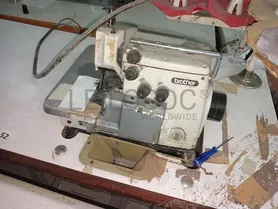 Fotografia 1 de 3: Máquina de Corte e Cose 