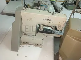 Fotografia 3 de 3: Máquina de Pregar Etiquetas 