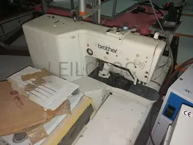 Fotografia 1 de 2: Máquina de Pregar Etiquetas 