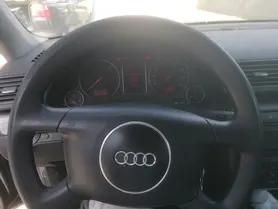 Fotografia 9 de 11: Audi A4 Avant 1.9 TDI · Ano 2002