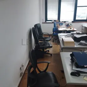 Fotografia 3 de 26: Equipamento de Escritório
