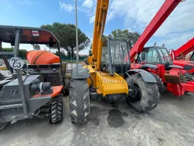 Fotografia 3 de 6: Empilhador Telescópico JCB 528 70 · Ano de 2000