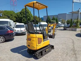 Fotografia 6 de 17: Mini Giratória JPC · Ano 2026