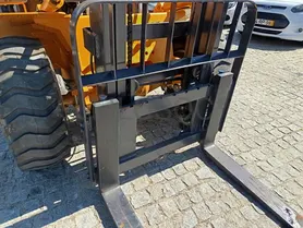 Fotografia 3 de 18: Empilhador SDLOOL · Ano 2026  3500 KG
