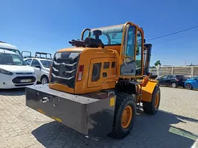 Fotografia 7 de 18: Empilhador SDLOOL · Ano 2026  3500 KG
