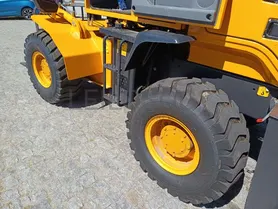 Fotografia 9 de 18: Empilhador SDLOOL · Ano 2026  3500 KG