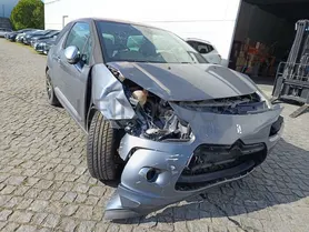 Fotografia 3 de 41: Citroën  DS3 · Ano 2011