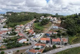 Fotografia 4 de 6: Terreno para Construção de 5 Moradias | PIP favorável · Cane