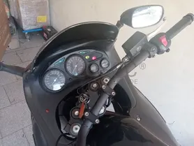 Fotografia 6 de 8: Suzuki GSX 750F · Ano 2003