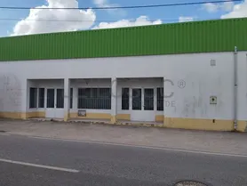 Fotografia 3 de 16: Armazém Industrial · Santarém
