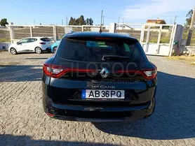 Fotografia 6 de 44: Renault Mégane · Ano 2020