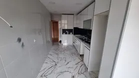 Fotografia 8 de 28: Apartamento (T3) - (c/121,00m²) - Santa Marinha / Vila Nova 
