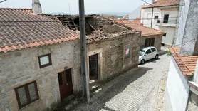 Fotografia 3 de 29: Moradia p/ recuperação - (c/ 100,00m²) – Caria / Belmonte
