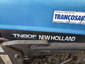 Fotografia 3 de 8: Trator agrícola, marca New Holland, com data de matrícula 19