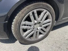 Fotografia 11 de 31: Uma viatura ligeira de passageiros da marca MERCEDES-BENZ, m