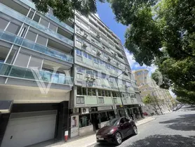 Fotografia 11 de 50: Fração autónoma designada pela letra “O“ no quinto andar esq