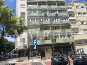 Fotografia 7 de 50: Fração autónoma designada pela letra “O“ no quinto andar esq