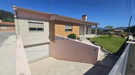 Fotografia 7 de 17: Casa de 2 pisos c/ logradouro