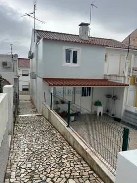 Fotografia 5 de 8: Quinhão hereditário s/ casa e comércio