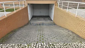 Fotografia 1 de 3: Estacionamento