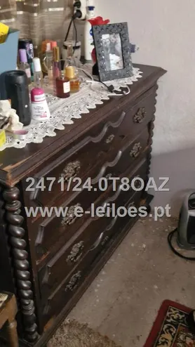 Fotografia 3 de 12: Bens Móveis