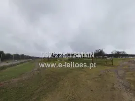 Fotografia 1 de 51: Prédio misto sito em São Manços - Évora