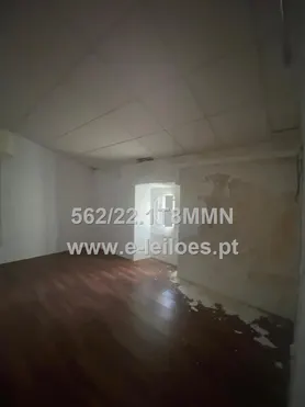 Fotografia 6 de 51: Prédio misto sito em São Manços - Évora