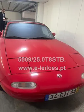 Fotografia 3 de 14: VEÍCULO ANTIGO - MAZDA MX5 com capota