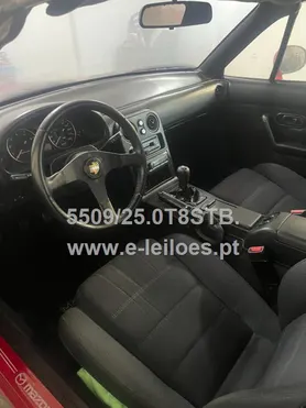 Fotografia 6 de 14: VEÍCULO ANTIGO - MAZDA MX5 com capota