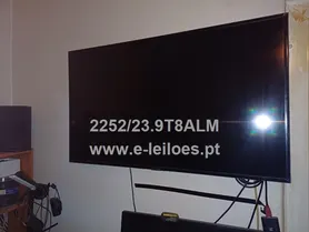 Fotografia 1 de 13: Telescópio, Relógio de parede, Televisão marca Samsung