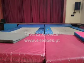 Fotografia 6 de 6: Lote de trampolins de ginástica