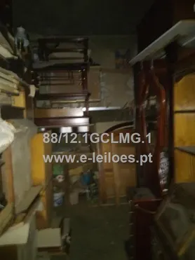 Fotografia 6 de 13: Casa de habitação com dois andares em Lamego ( Almacave e Sé