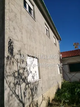 Fotografia 7 de 13: Casa de habitação com dois andares em Lamego ( Almacave e Sé