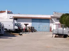 Fotografia 4 de 5: Direito de usufruto sobre imóvel-armazém