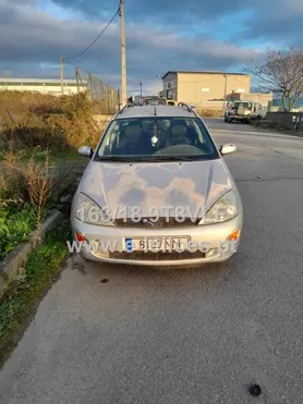 Fotografia 1 de 3: Veículo matrícula 81-07-NM, Ford Focus  cinzento, diesel, co